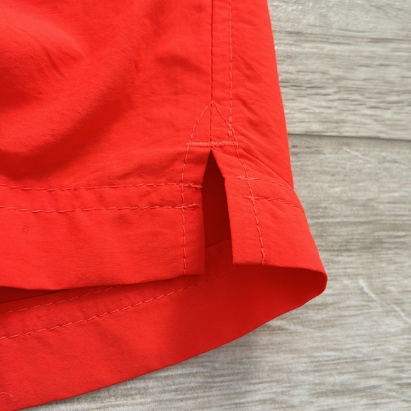 Columbia Orange Shorts Size Medium With Pockets - Picture 6 of 16